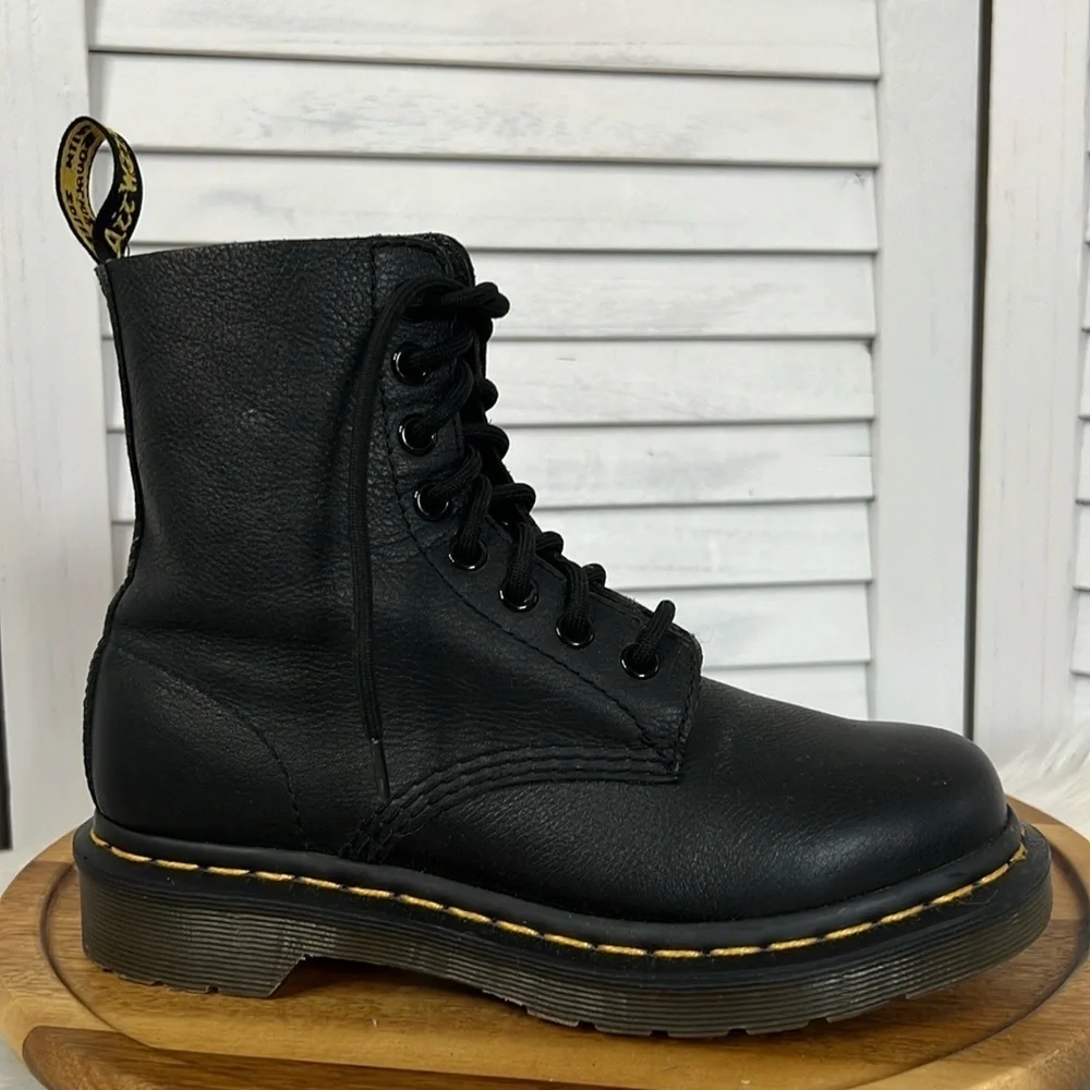 DR. MARTENS 1460 Smooth Black Leather Lace Up Boots Size Womens 5 - Picture 10 of 10